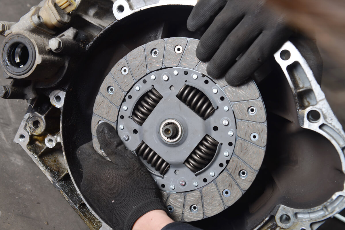 Windsor Clutch Repair and Services - Day Hill Automotive Inc